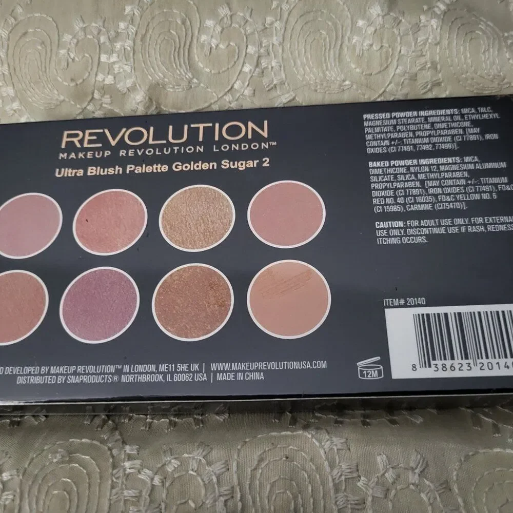 Revolution ultra blush pallet
